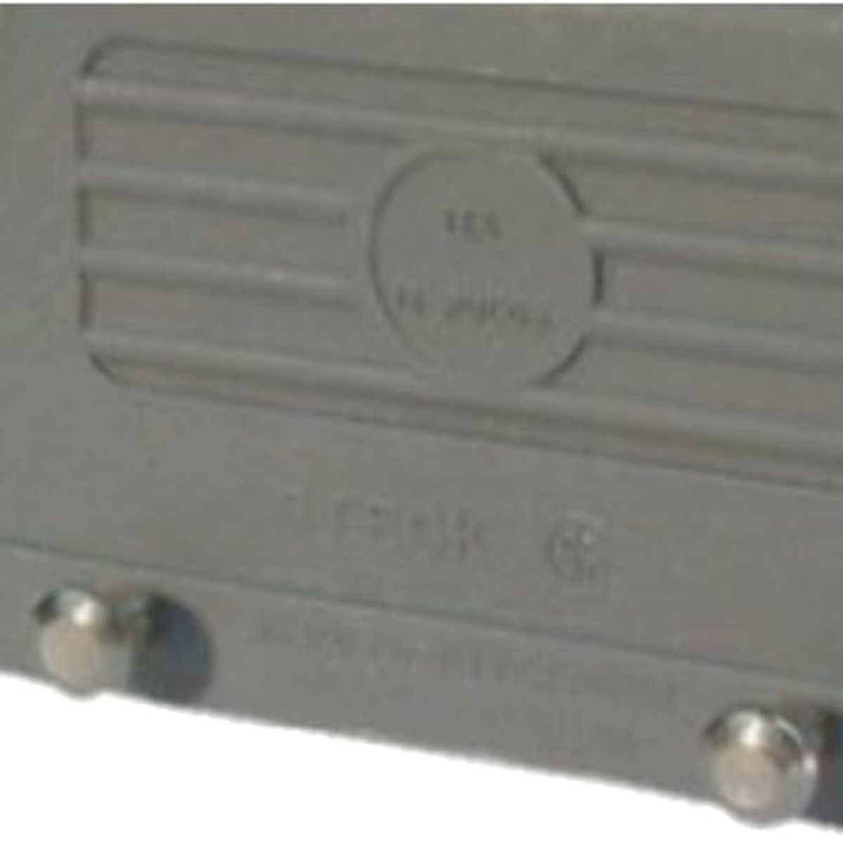 Carcaça Tomada Multipolar Plugue 10P Metálico Cinza Lateral 4 Rebites - Steck