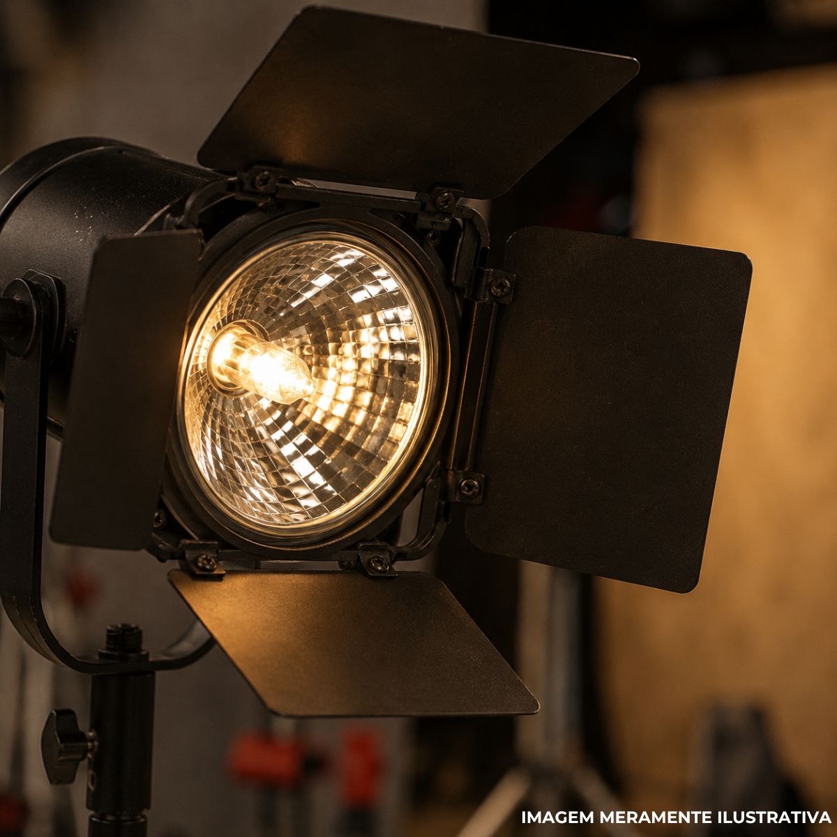 Lampada Halogena Cine Foto Mr16 Clara 360w 82v Gy5.3 Luz Ama