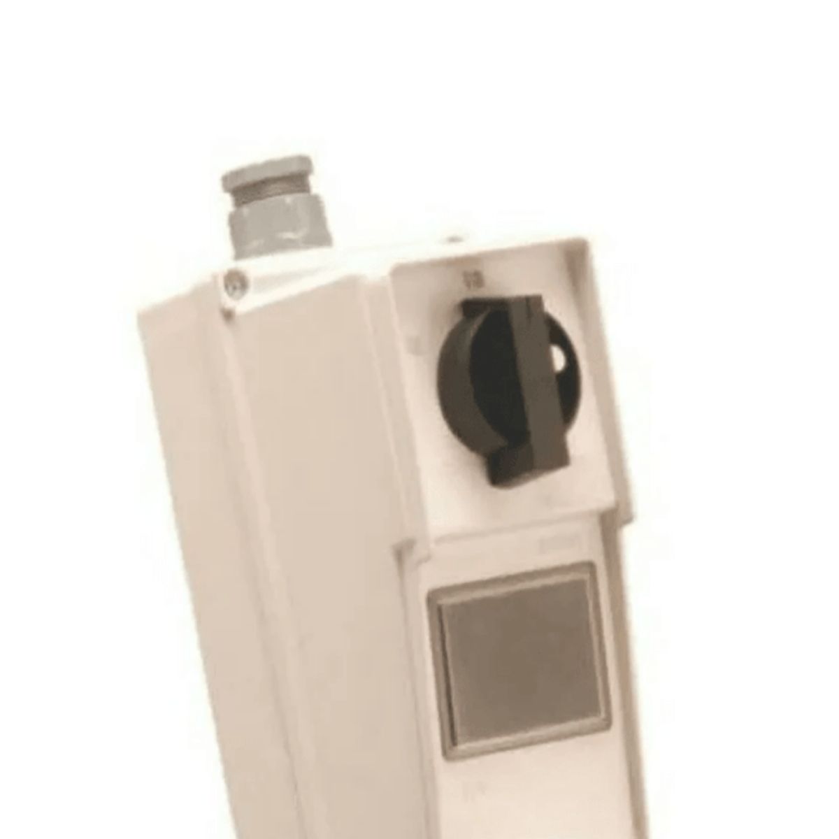 Tomada Industrial Femea Sobrepor Bloqueio Mecânico 3P+T 32A 380/440V Vm 6H C/Disjuntor Ip67 - Steck