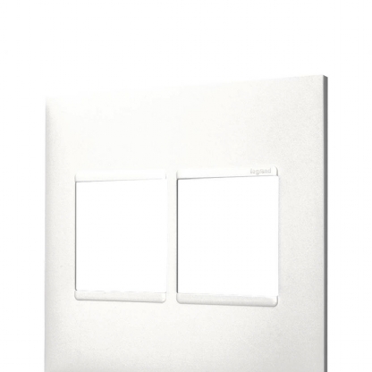 Placa Acabamento 4 Postos Horizontal 4x4 Branco - Pialplus+