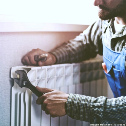 Chave Ajustável Inglesa Isolada 1000V 10 Polegada - Tramontina