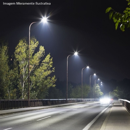 Luminária Pública Solar Led Preto 30W 12Vcc 6000K Luz Branca 5250Lm Difusor acrílico Ip66 - Sunlab