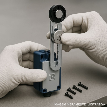 Atuador Chave Fim Curso Alavanca 18mm Plástico - WEG