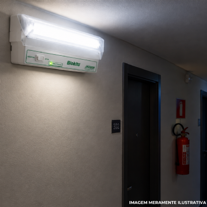 Luminária Emergência Led Aclaram Sobrepor 24Vcc 500Lm LLA-BLK 500/L - Aureon