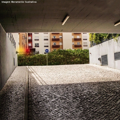 Sinalizador Entrada/Saida Veiculos Bivolt Com 48 LEDs - Iluctron