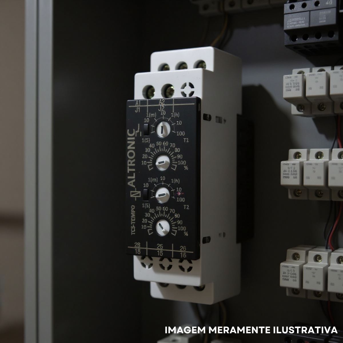 Relé Temporizador Eletrônico Retardo/Pulso Energização 0,1Seg-100H 1 Spdt (1Naf) 24-240Vca/Cc - Altronic