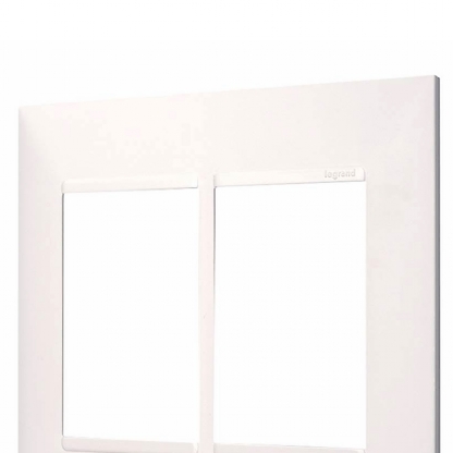 Placa Acabamento 6 Postos Horizontal 4x4 Branco - Pialplus+