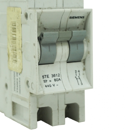Disjuntor Seccionador Sob Carga Alavanca Bipolar 80A 400V 5TE3612 - Siemens