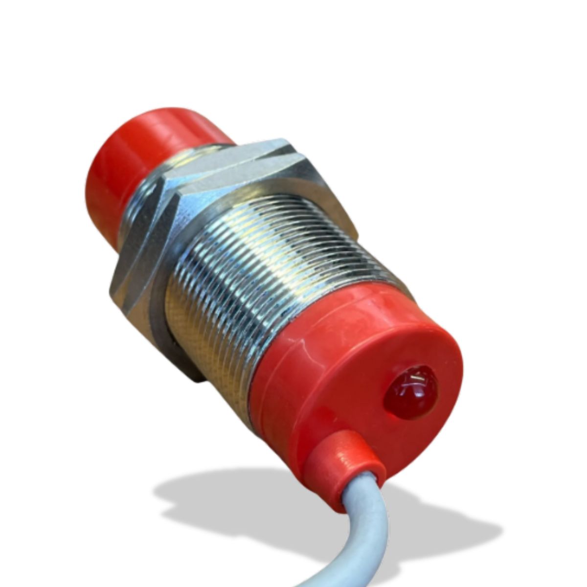 Sensor Indutivo Cilíndrico Roscado Sn=15Mm M30X1,50Mm Latão 4 Fios 10-30Vcc Conector M12 4 Pinos Npn 1Na+1Nf - Weg