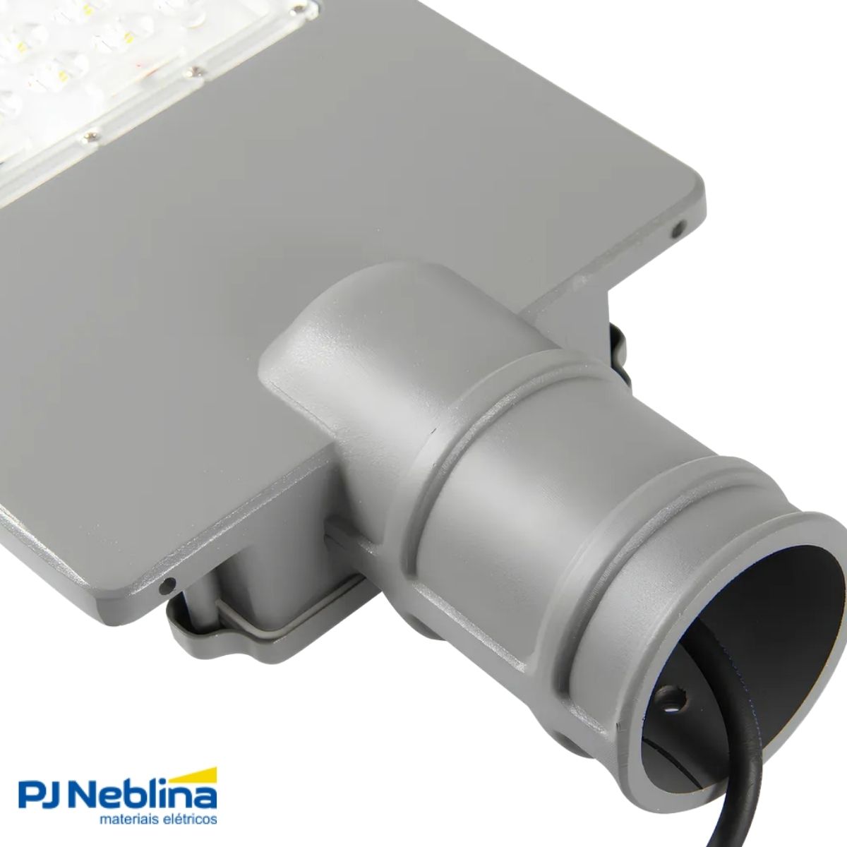 Luminária Publica Led Cinza 30W Bivolt 5000K Luz Do Dia 4050Lm Difusor Policarbonato Ip65 - Ledvance