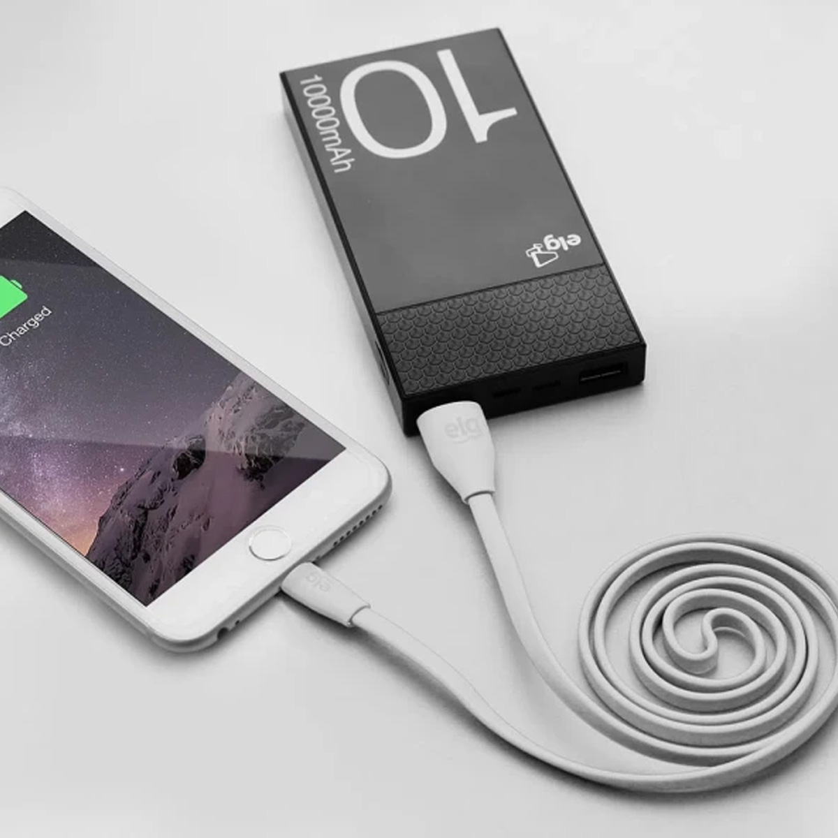 Cabo Usb Apple/Lightning Para Recarga/Sincronização Iphone/Ipad/Ipod Branco 1,25 Metros Elg