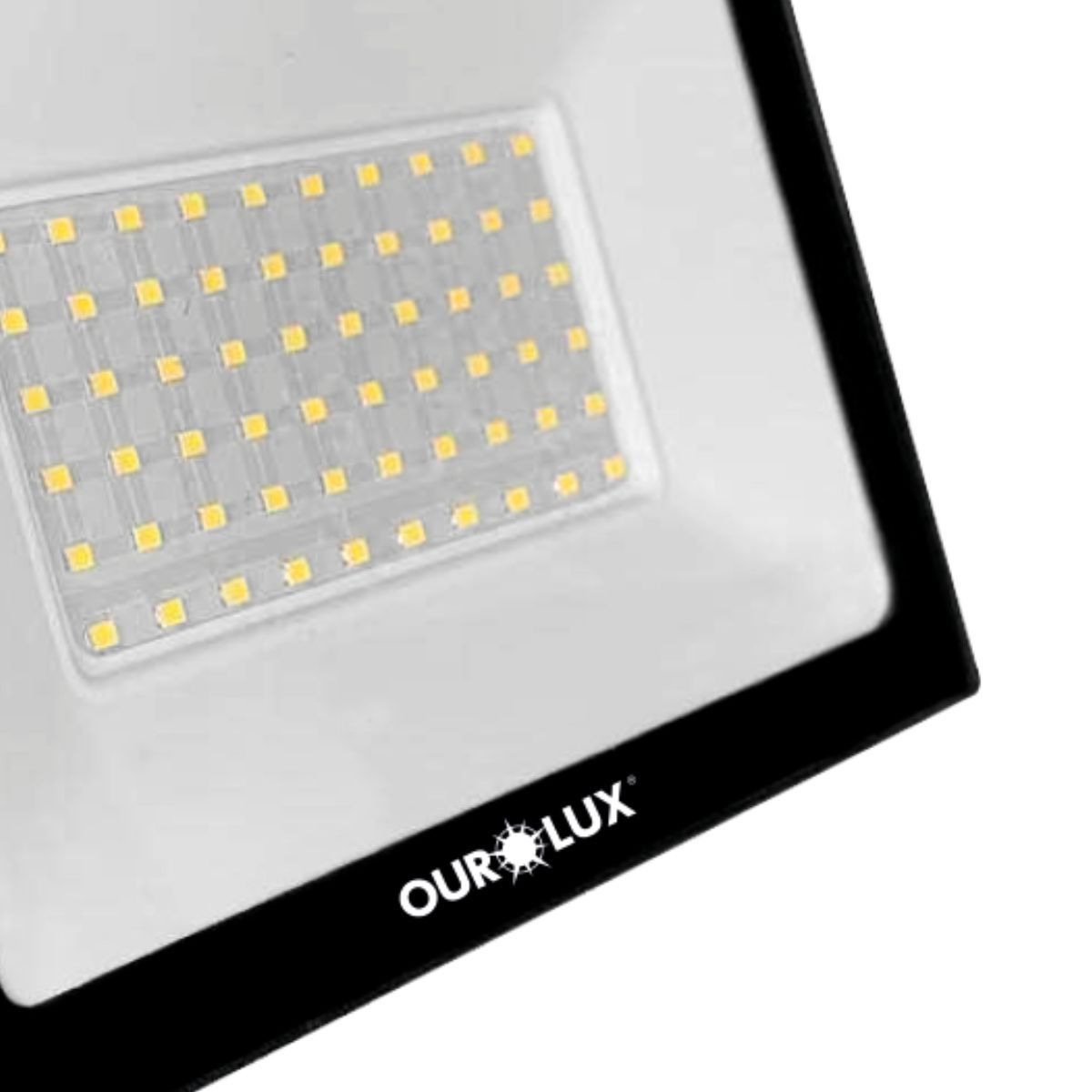 Luminária Refletor Led Retangular Sobrepor Preto 50W Bivolt 3000K Branco Quente 3000Lm Difusor Vidro Temperado 110G Ip65 - Ourolux