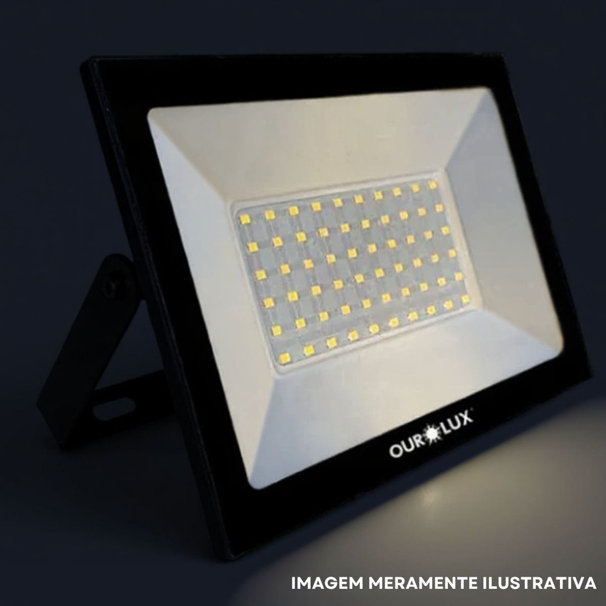 Luminária Refletor Led Retangular Sobrepor Preto 50W Bivolt 3000K Branco Quente 3000Lm Difusor Vidro Temperado 110G Ip65 - Ourolux